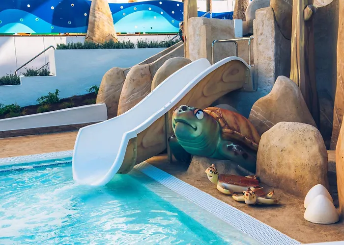 Iberostar Waves Bouganville Playa 酒店