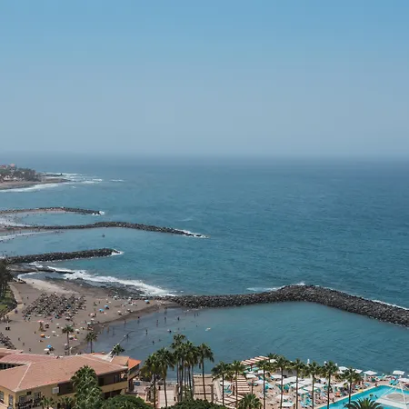 Iberostar Waves Bouganville Playa 4* 아데제