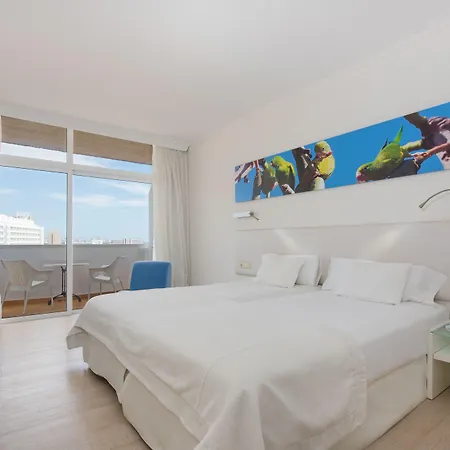 Hotel Iberostar Waves Bouganville Playa 4*