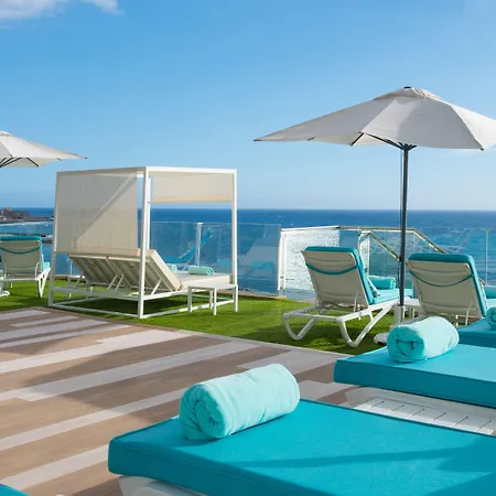 Iberostar Waves Bouganville Playa Отель