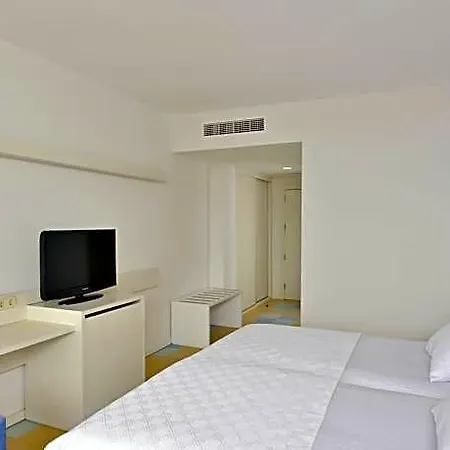 Iberostar Waves Bouganville Playa 4* Costa Adeje (Tenerife)