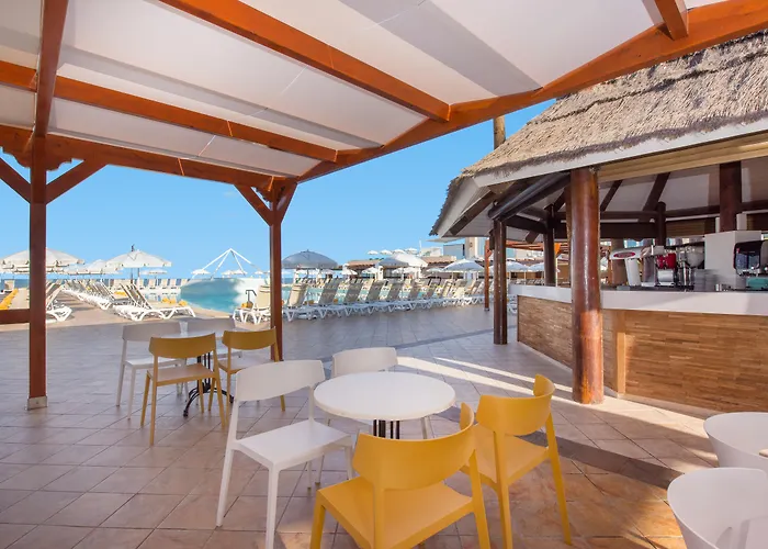 Iberostar Waves Bouganville Playa 4* 아데제
