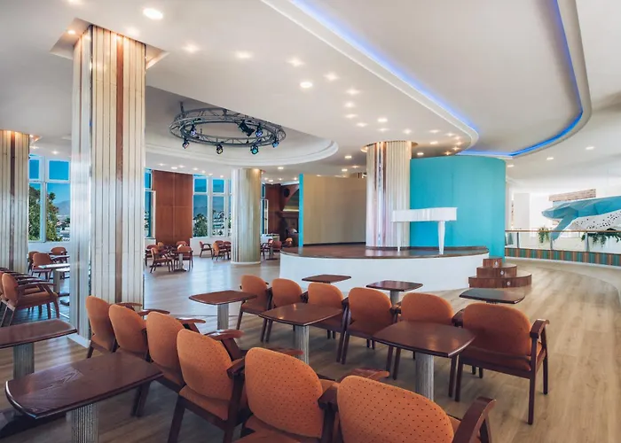 Iberostar Waves Bouganville Playa 호텔