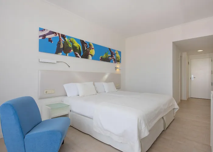 Hotel Iberostar Waves Bouganville Playa 4*