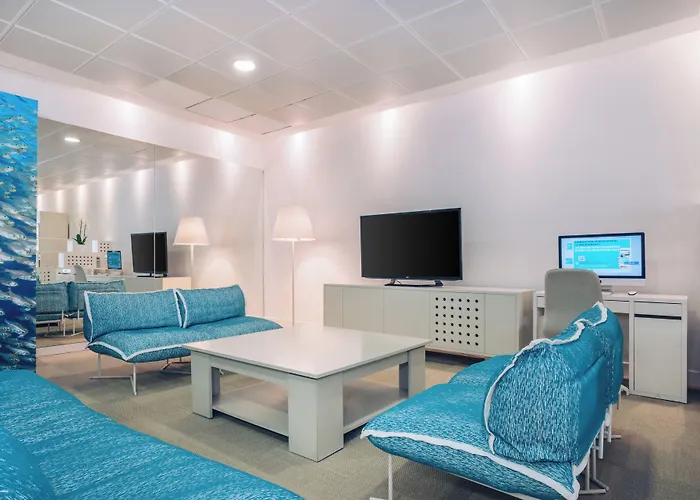 Iberostar Waves Bouganville Playa 호텔 4*