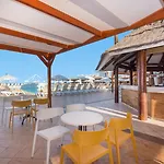 Iberostar Waves Bouganville Playa 4* 阿德耶