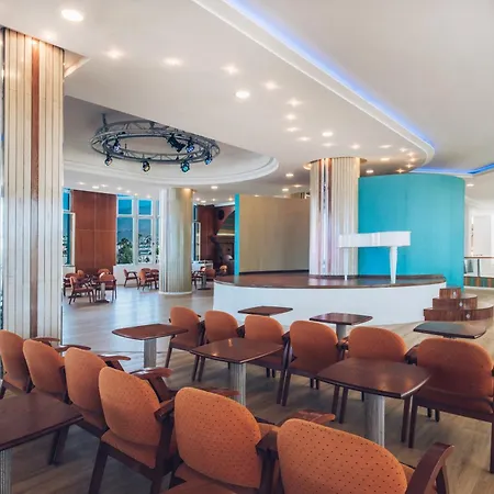 Iberostar Waves Bouganville Playa Hotel