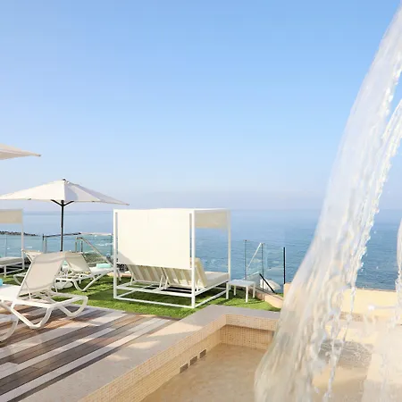 Iberostar Waves Bouganville Playa מלון