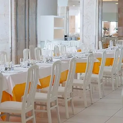 מלון Iberostar Waves Bouganville Playa 4*