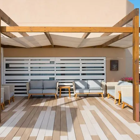 Iberostar Waves Bouganville Playa מלון