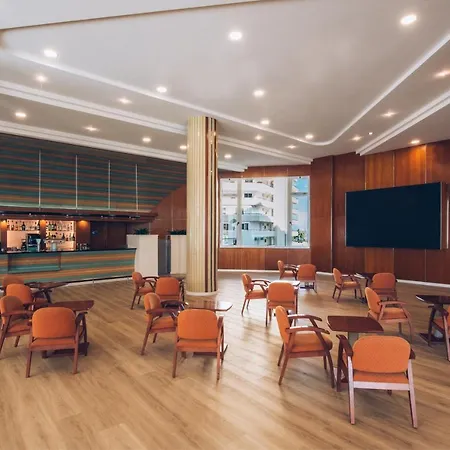 מלון Iberostar Waves Bouganville Playa